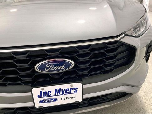 Used 2023 Ford Escape ST-Line w/ Tech Pack #1 image 7