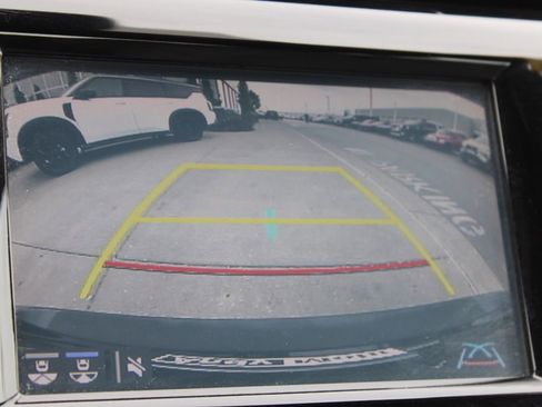 Used 2019 Toyota Camry SE image 34