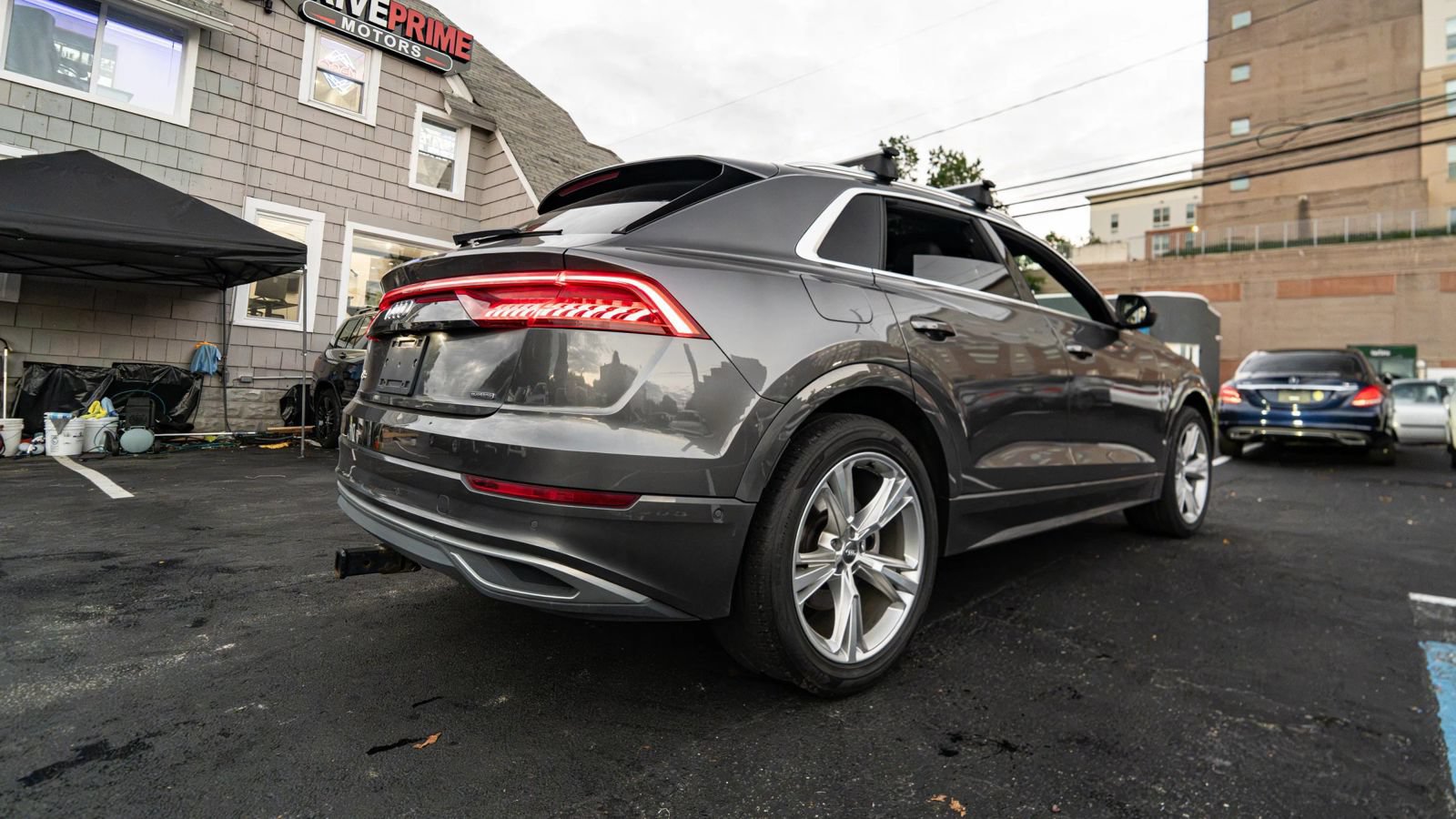 Used 2019 Audi Q8 Premium Plus w/ Premium Plus AWD/4WD image 3