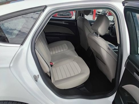 Used 2020 Ford Fusion S image 5