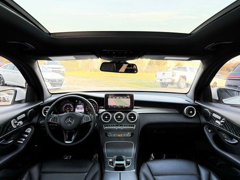 Used 2018 Mercedes-Benz GLC 300 image 2