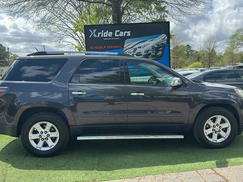 Used 2016 GMC Acadia SLE image 8