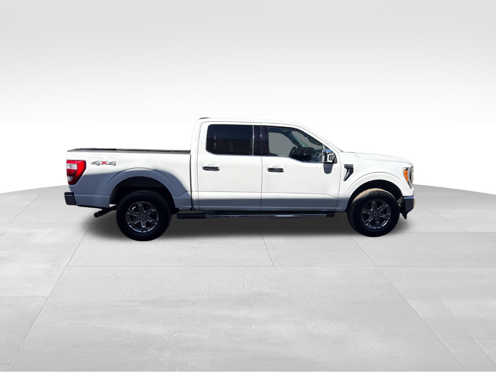 Used 2023 Ford F150 Lariat AWD/4WD image 6