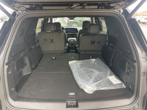 New 2026 Chevrolet Traverse High Country image 14