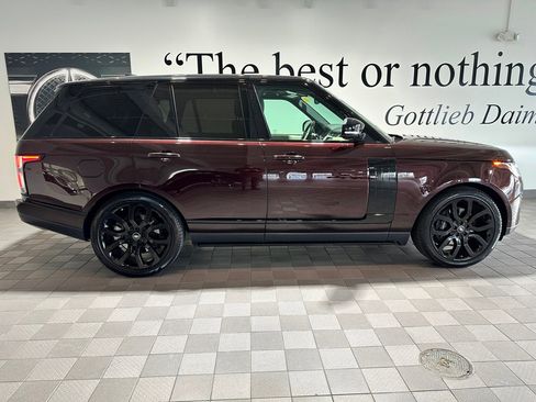 Used 2020 Land Rover Range Rover HSE image 3