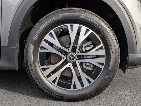 New 2026 Mercedes-Benz GLB 250 4MATIC image 13