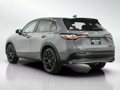 Used 2024 Honda HR-V Sport image 3