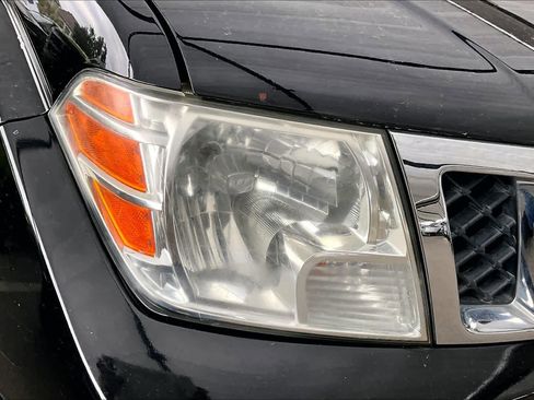 Used 2012 Nissan Frontier SV w/ SV Premium Utility Pkg image 26