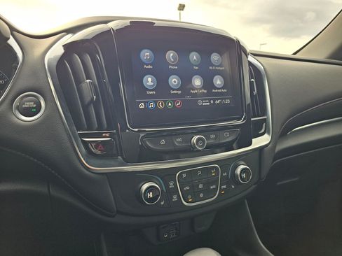 Used 2023 Chevrolet Traverse RS image 20