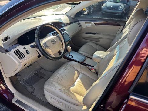 Used 2008 Toyota Avalon XLS image 9