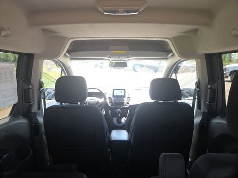 Used 2022 Ford Transit Connect XLT FWD image 14