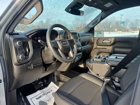 Used 2025 GMC Sierra 2500 Pro image 14