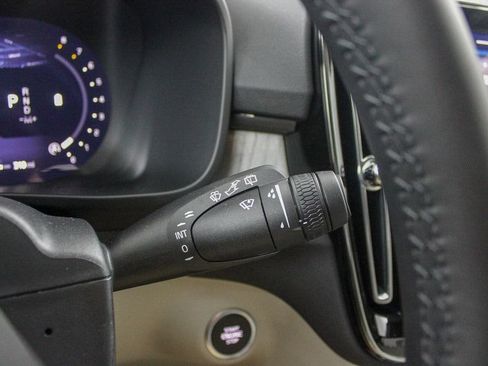 New 2026 Volvo XC40 B4 Plus w/ Protection Package Premier FWD image 16