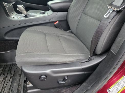 Used 2018 Jeep Grand Cherokee Laredo image 9