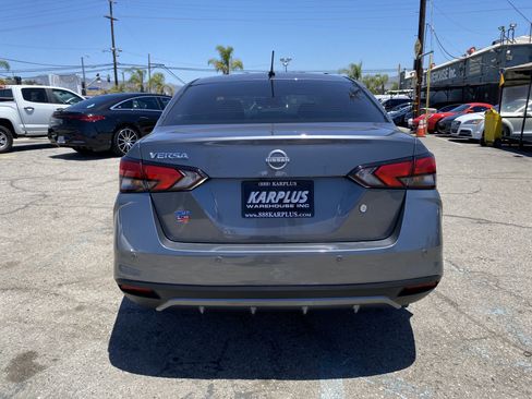 Used 2024 Nissan Versa S w/ S Plus Package FWD image 9