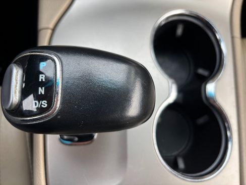 Used 2015 Jeep Grand Cherokee Limited image 16