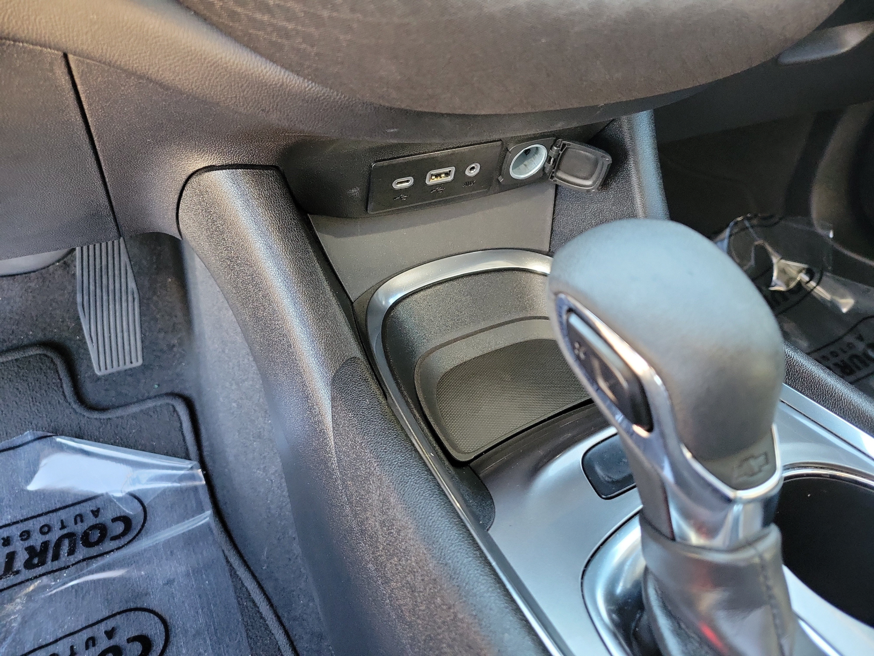 Used 2023 Chevrolet Malibu LT FWD image 20