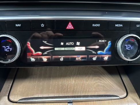 Used 2023 Genesis GV80 3.5T Advanced + AWD/4WD image 7