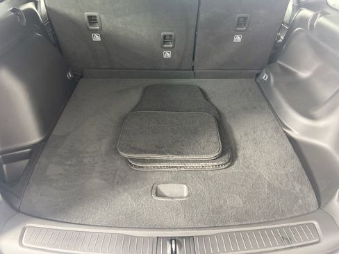 Used 2022 Jeep Grand Cherokee Altitude image 24