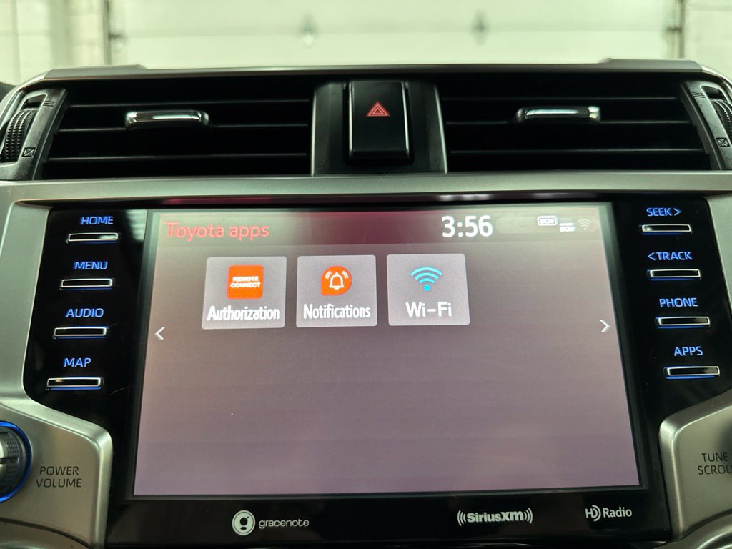 Used 2022 Toyota 4Runner SR5 Premium w/ Moonroof Package AWD/4WD image 33