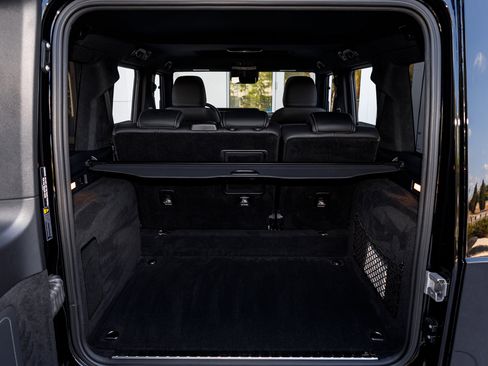 Used 2025 Mercedes-Benz G 550 image 28