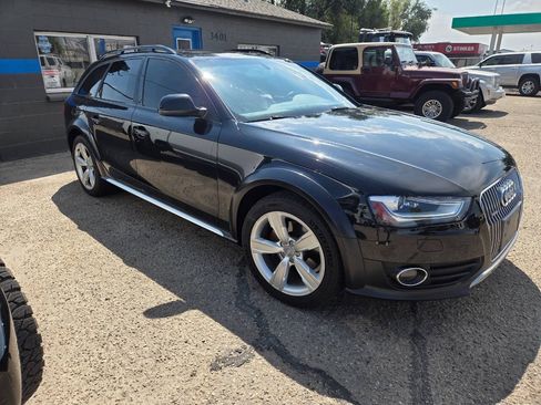 Used 2013 Audi A4 Prestige w/ Prestige Pkg AWD/4WD image 2