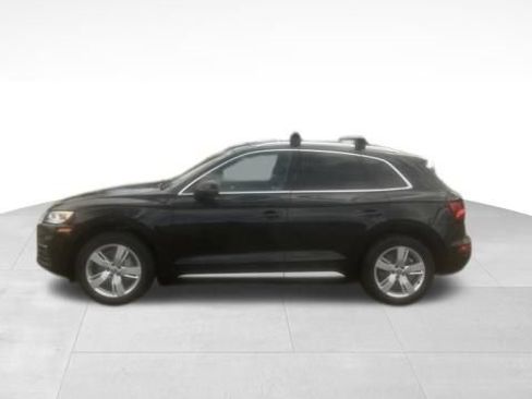 Used 2019 Audi Q5 2.0T Premium Plus w/ Premium Plus Package AWD/4WD image 3