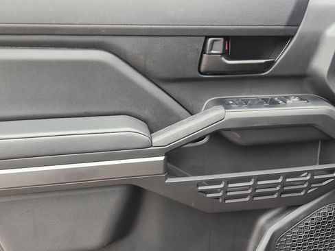 Used 2025 Toyota Tacoma SR5 image 22