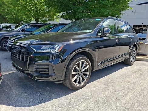 Used 2023 Audi Q7 2.0T Premium Plus w/ Premium Plus Package AWD/4WD image 2