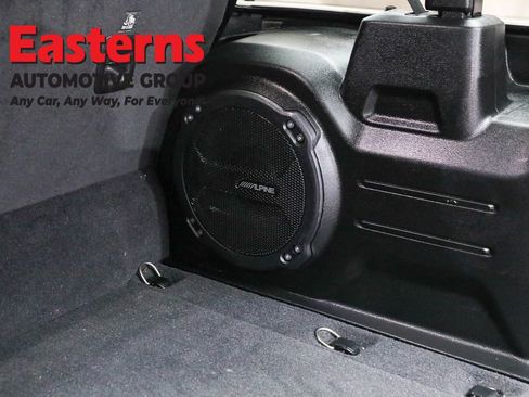 Used 2022 Jeep Wrangler Unlimited Sahara w/ Cold Weather Group image 9