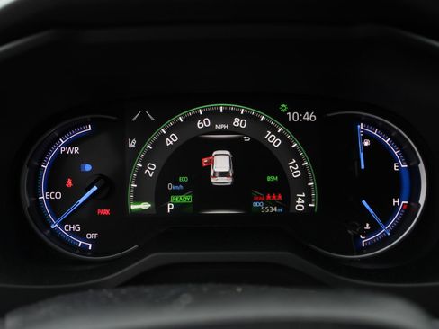 Used 2025 Toyota RAV4 XLE image 11