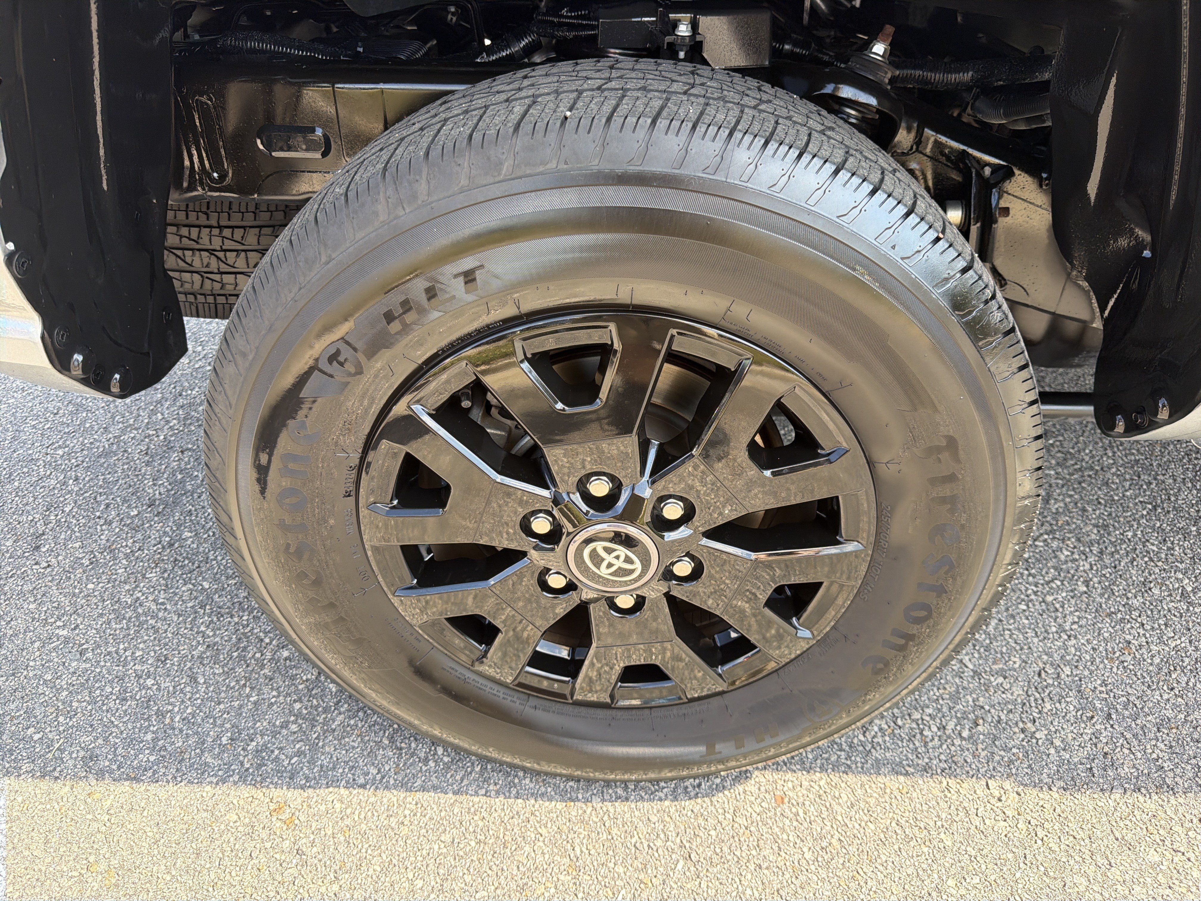 Certified 2025 Toyota Tacoma SR5 AWD/4WD image 28