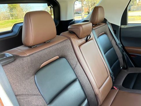 Used 2025 Ford Bronco Sport Outer Banks w/ Outer Banks Tech Package+ image 32