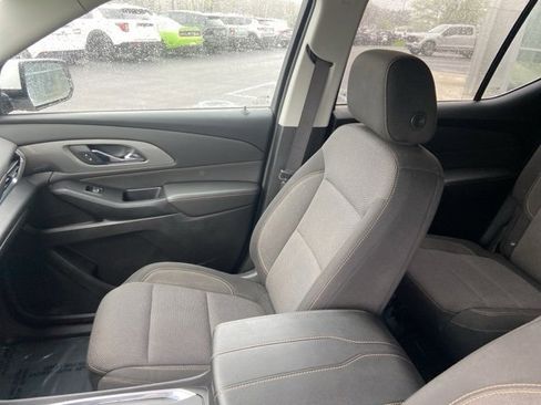 Used 2020 Chevrolet Traverse LT w/ LPO, Floor Liner Package image 26