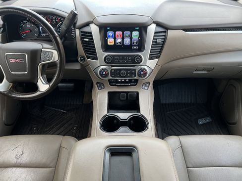 Used 2018 GMC Yukon XL SLT w/ HD Trailering Package image 35