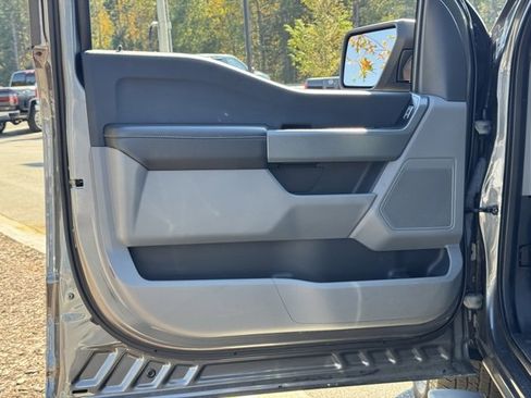 Used 2023 Ford F150 XLT image 19