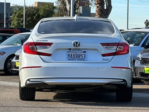 Certified 2022 Honda Accord Touring image 6