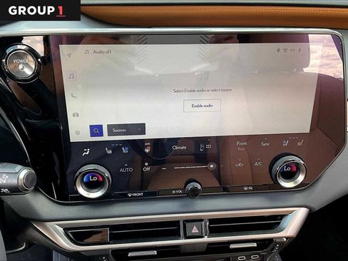 Used 2024 Lexus RX 350 w/ Technology Package image 31