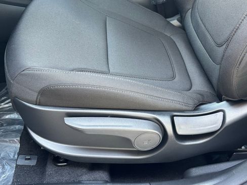 New 2026 Hyundai Tucson SE image 13