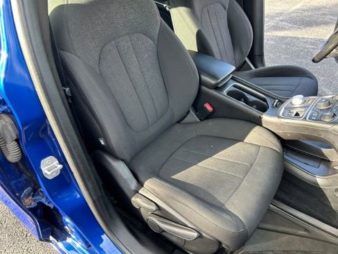 Used 2016 Chrysler 200 Limited image 24