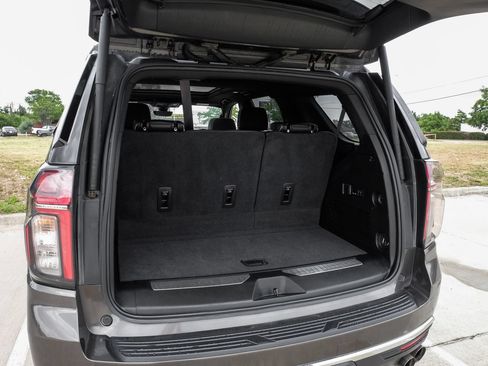 Used 2021 Chevrolet Tahoe Premier w/ Premium Package RWD image 58