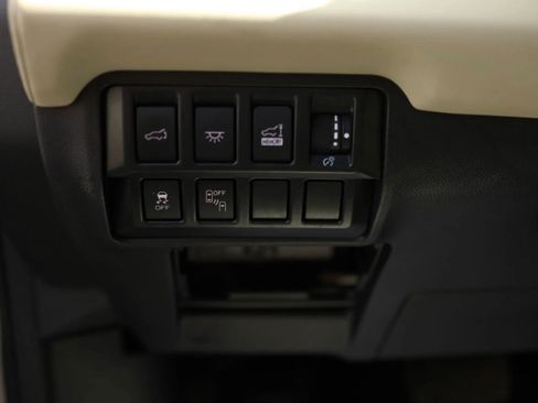 Used 2020 Subaru Ascent Limited image 13