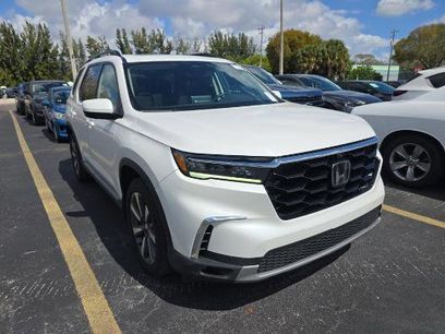 Used 2023 Honda Pilot Elite