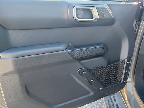 New 2025 Ford Bronco Outer Banks w/ Sasquatch Package image 8