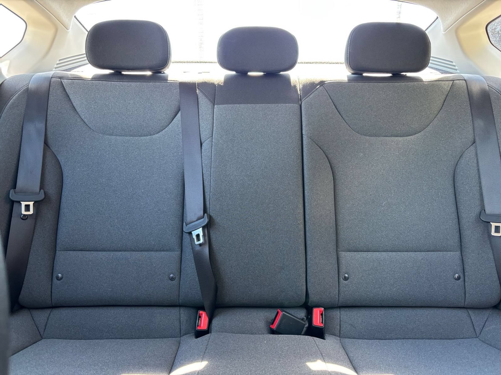 Used 2025 Kia K4 FWD image 36