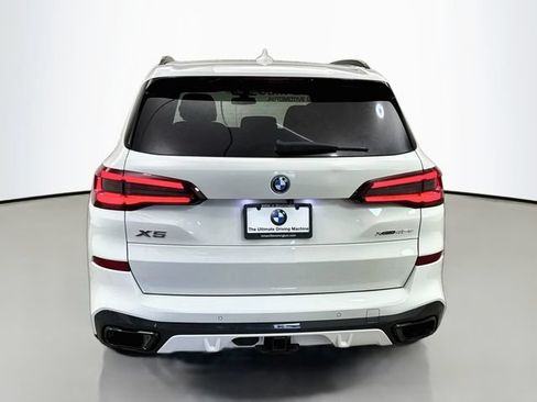 Used 2022 BMW X5 xDrive45e w/ M Sport Package AWD/4WD image 6