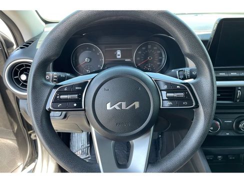 Used 2023 Kia Forte LXS FWD image 31