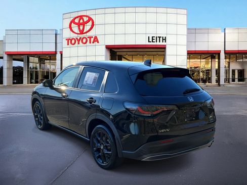 Used 2023 Honda HR-V Sport image 6