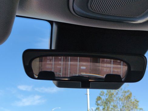 Used 2025 Hyundai Ioniq 5 SE image 27