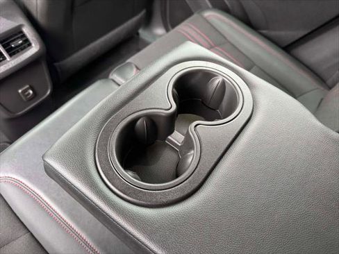 Used 2023 Chevrolet Equinox RS image 12